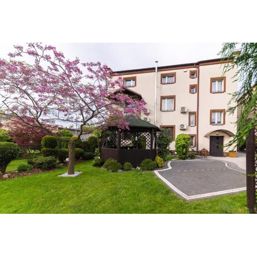 Astra Apartments
