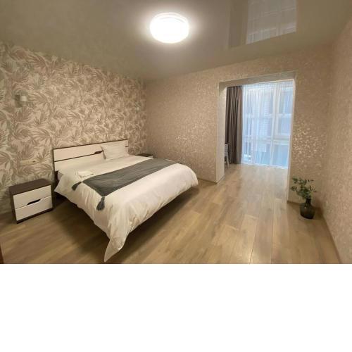 Atlant luxury Big Family Perlina Apart on Golovna поряд з ТЦ Депот