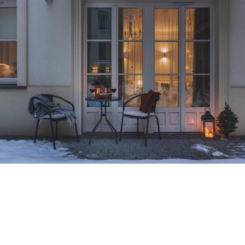 Atrium - Old Town Luxury Apartments - by Upstairs