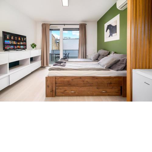 Atrium Residence Deluxe suite-Free Parking garage same building