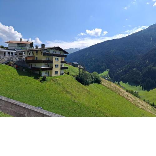 Attractive apartment with terrace