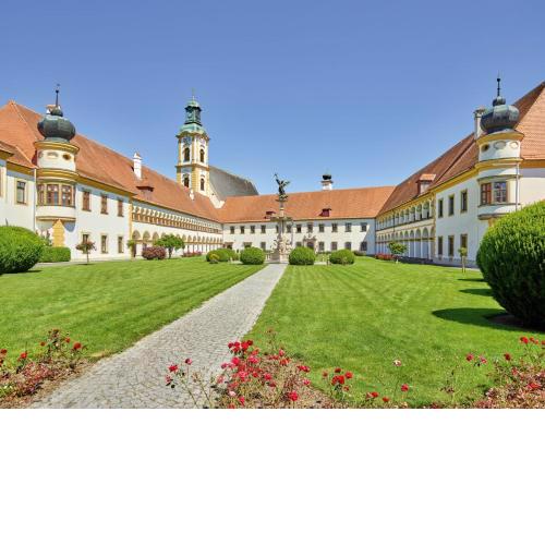 Augustiner-Chorherrenstift Reichersberg