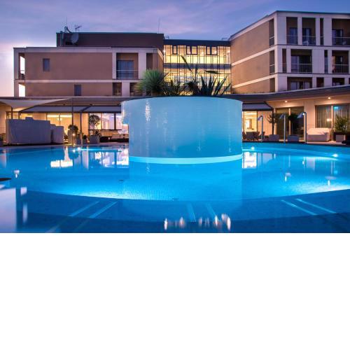 Aura Hotel Adults Only