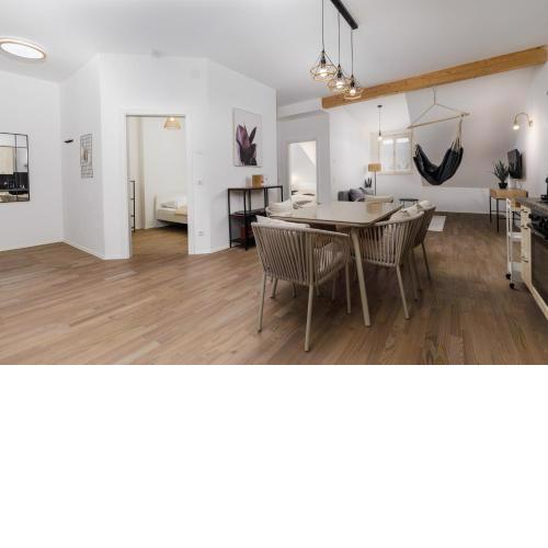 Auszeit im Zentrum von Braunau, Netflix