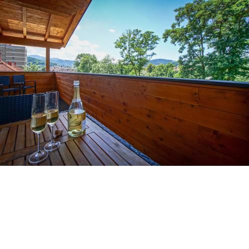 AusZeit Steiraland Penthouse 9 mit großen Balkon und Parkplatz