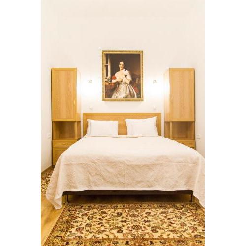 Authentic Akacfa Apartment