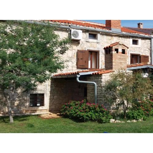 Authentic Istrian Holiday Home for Unforgettable Stays