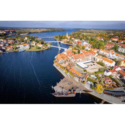 Avanti Resort Mikołajki , w centrum przy jeziorze i promenadzie, śniadanie , obiad lub obiadokolacja