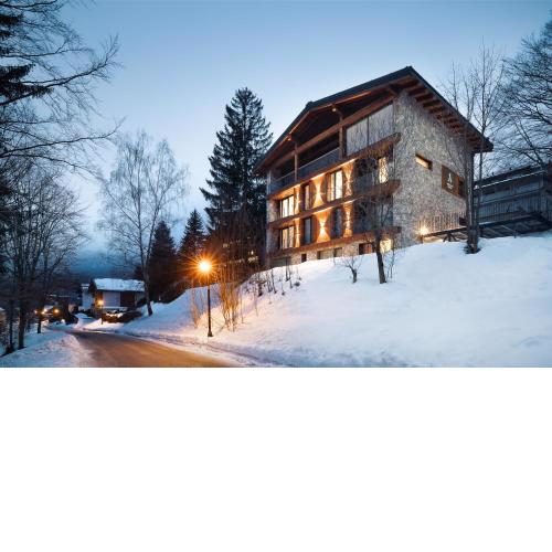 Avenue Chalet
