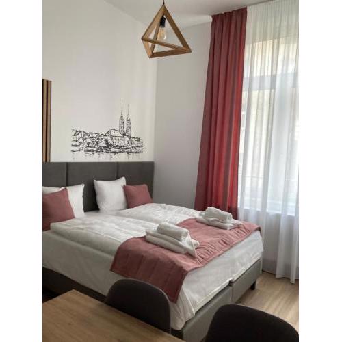 Aviendo Old Town Apartments