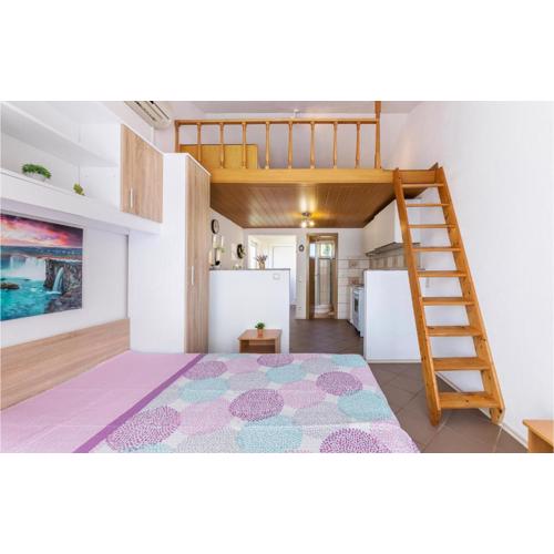 Awesome Apartment In Fazana With Wifi