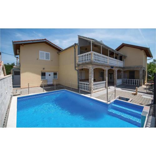 Awesome Apartment In Kakma With Wifi