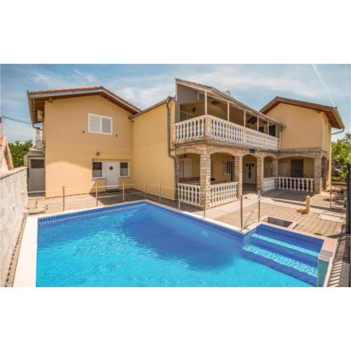 Awesome Apartment In Kakma With Wifi
