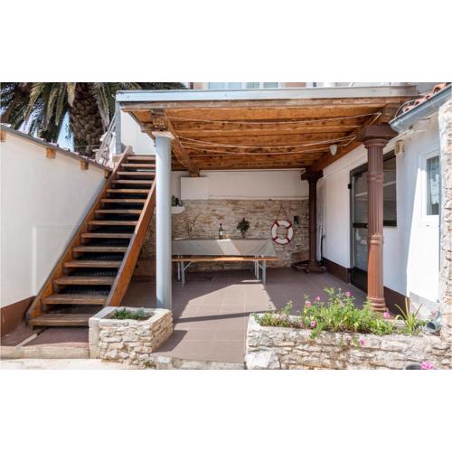 Awesome Apartment In Liznjan With Wifi