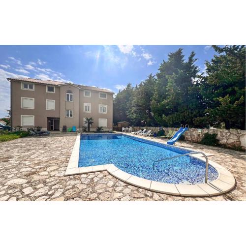 Awesome Apartment In Medulin With Wifi