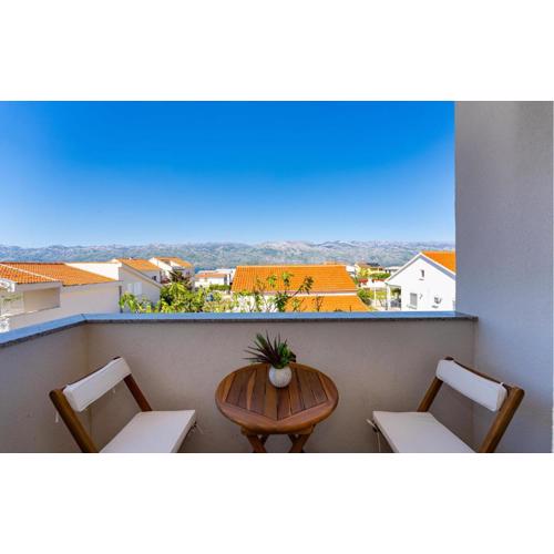 Awesome Apartment In Razanac With Wifi