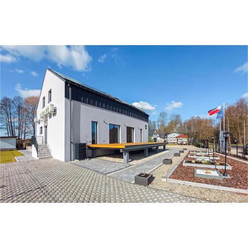 Awesome Apartment In Wilcze With Wifi