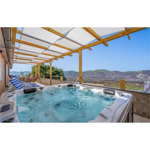 Awesome Home In Grebastica With Wifi