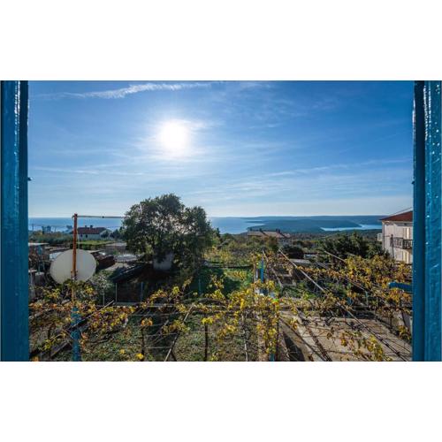 Awesome Home In Koromacno With Kitchen