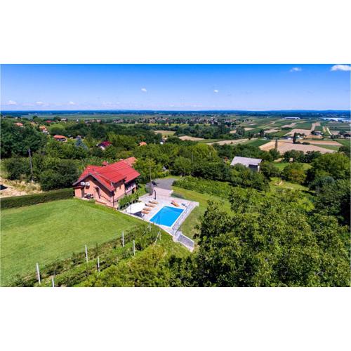 Awesome Home In Ludbreg