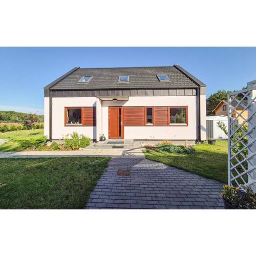 Awesome Home In Nowe Warpno With Wifi