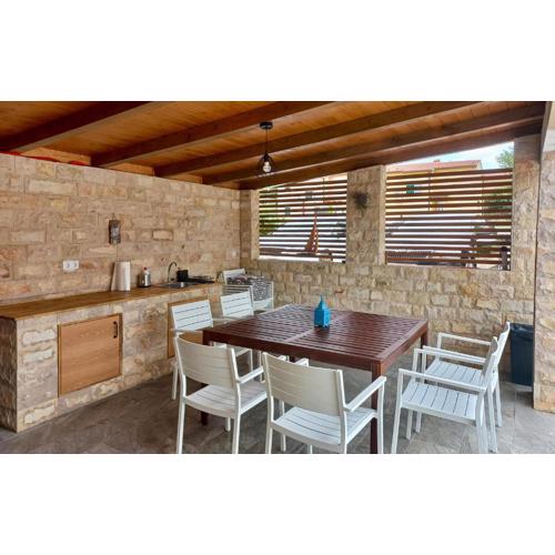 Awesome Home In Santalezi With Wifi