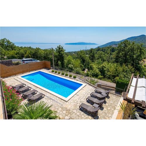 Awesome Home In Veprinac With Wifi