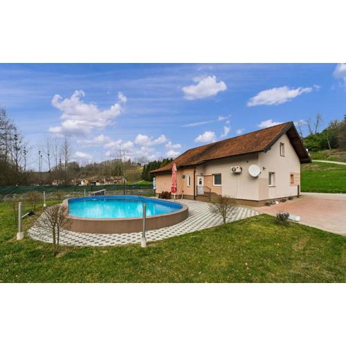 Awesome Home In Vinogradi Ludbreski