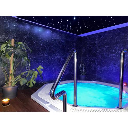 Axel Boutique Jacuzzi & Sauna