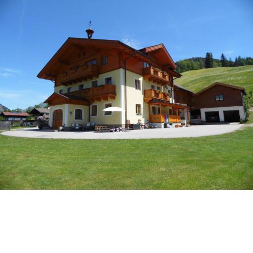 Baby- und Kinderbauernhof Montaning