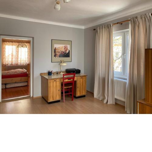 Baeckerei Mueller - große Unterkunft mit mid century Charme, zentral, sehr gut für Familien, privat, Stadt&Natur, Café im Haus