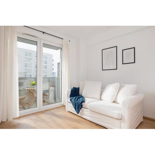 Baildona Bright Apartment with Balcony & Parking Katowice by Noclegi Renters