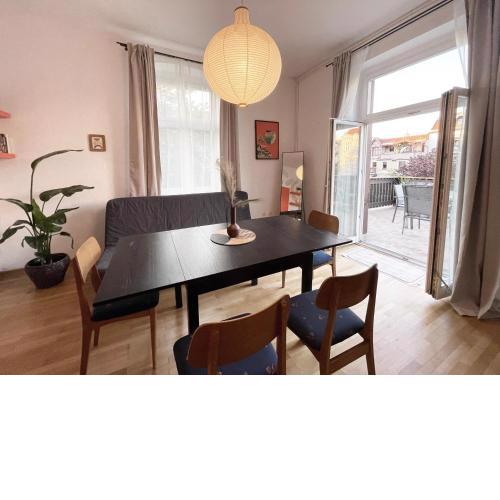 Bakcyl Atelier Art Workshops & Vintage Spot in Sopot Center - 4 Rooms