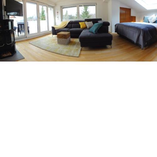 Baker's Pond Loft Apartment