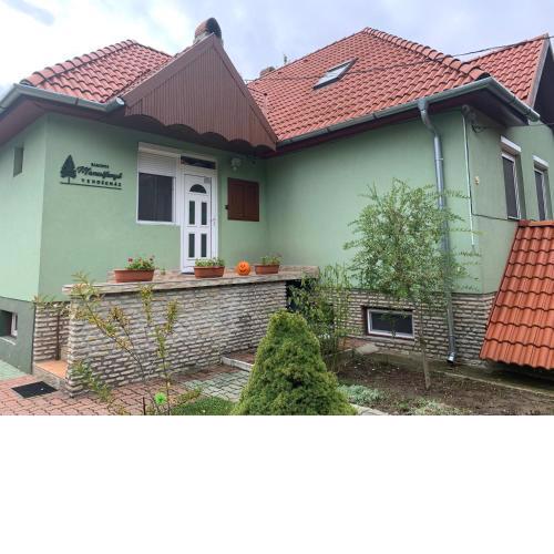 Bakonyi Mamutfenyő Vendégház