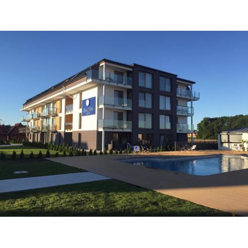 Baltic Apartament z basenem zewnętrznym ul Marynarska 4, Sarbinowo