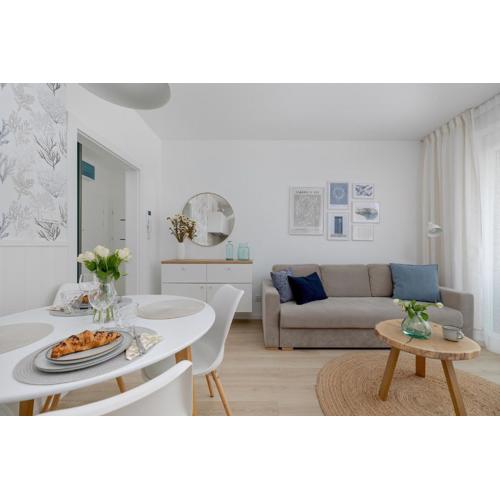 Baltic Marina Residence Studios with Balcony & Pet Friendly by Noclegi Renters
