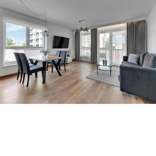 Bastion Wałowa City Center & Parking by Downtown Apartments