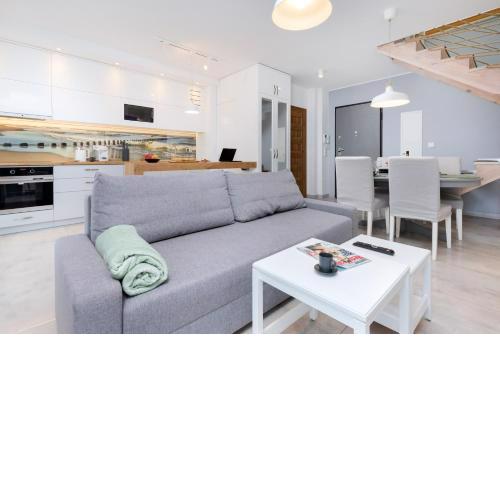 Batorego 7 Gdynia Apartments by Noclegi Renters