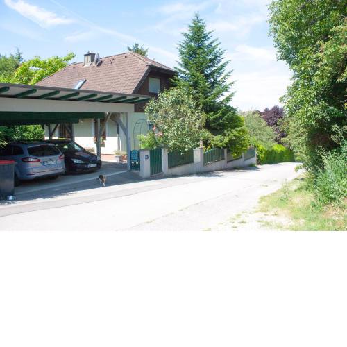 B&B Family Basement Apartment, Breakfast, Free Parking, 5km from Tulln