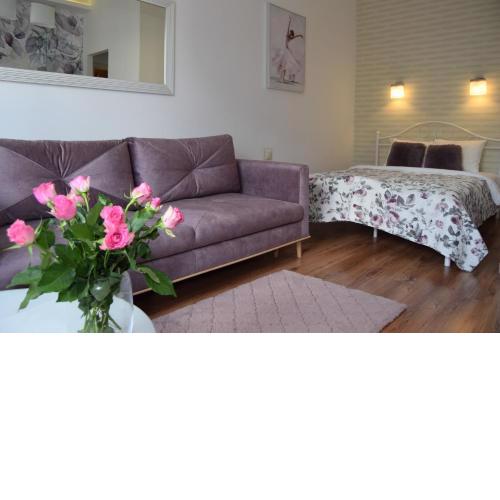 Be my Guest - Krucza Elegant Apartment - Rondo de Gaulle'a Center of Warsaw Metro Wi-Fi Breakfast
