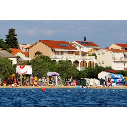 Beach apartment studio Roza Biograd - Premium location