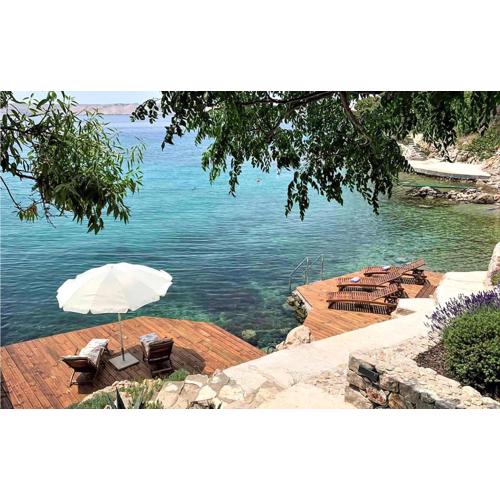Beach Front Home In Lukovo Sugarje