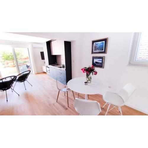 Beach Garden Family Apartment