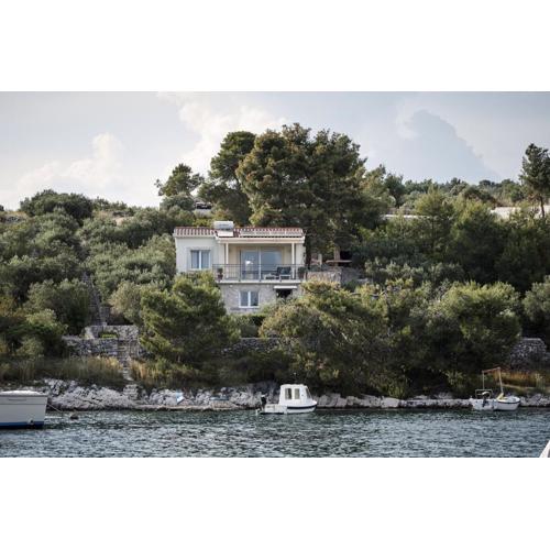 Beach house Blue Lagoon
