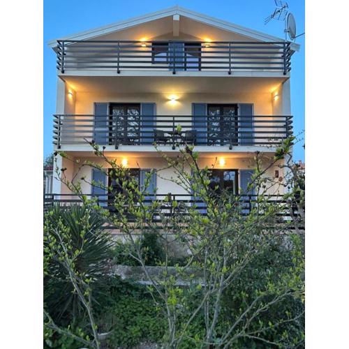 Beach House Gacina