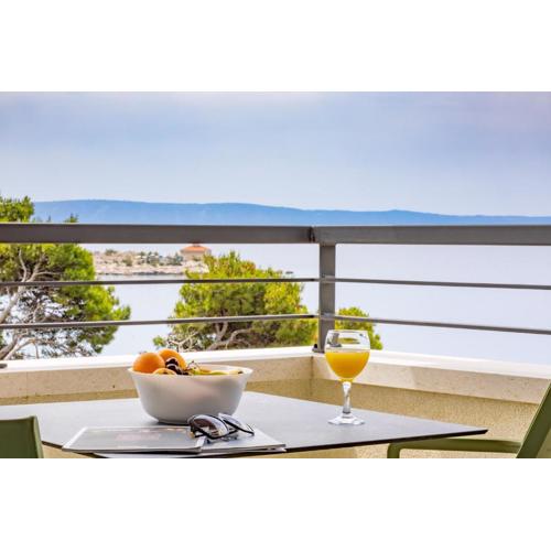 Beachfront Apartment Sunrise Residence Srzić