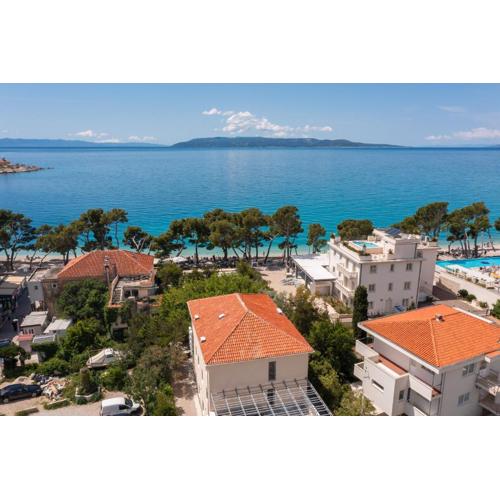 Beachfront Boutique Apartments with Free Parking