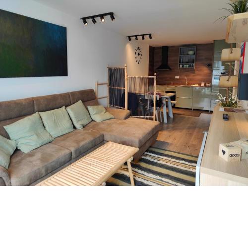 Beachfront Paradise Ezüst Panoráma lakeview apartment with panoramic terrace