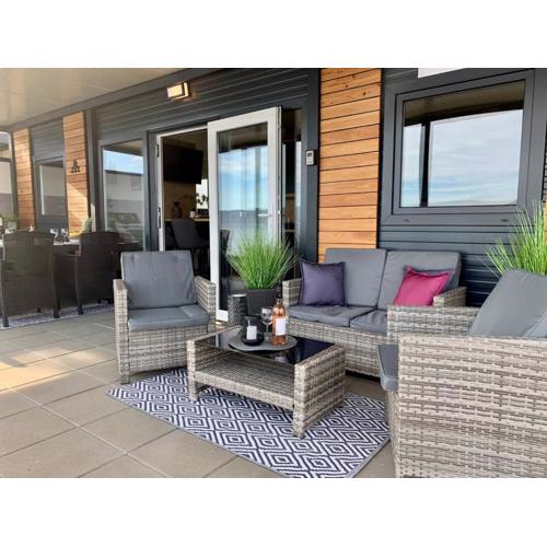 Beachfront Vacation Homes
